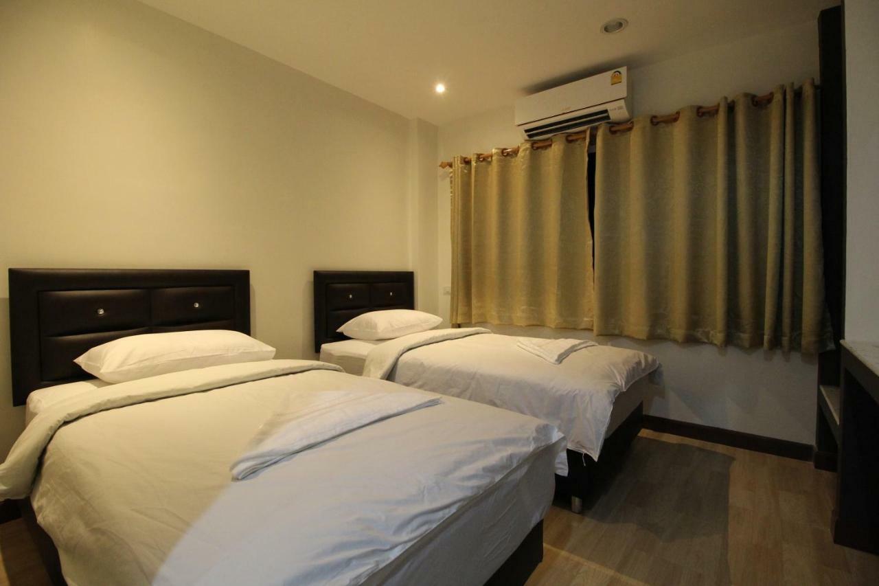 Chaiwat Guesthouse Bangkok Exterior photo